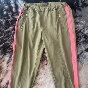 Guess sweat pants/new never wore